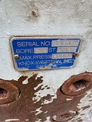 Knox Western Gas Compressors Model 6245