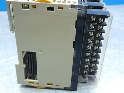 USED OMRON CJ1WOD212