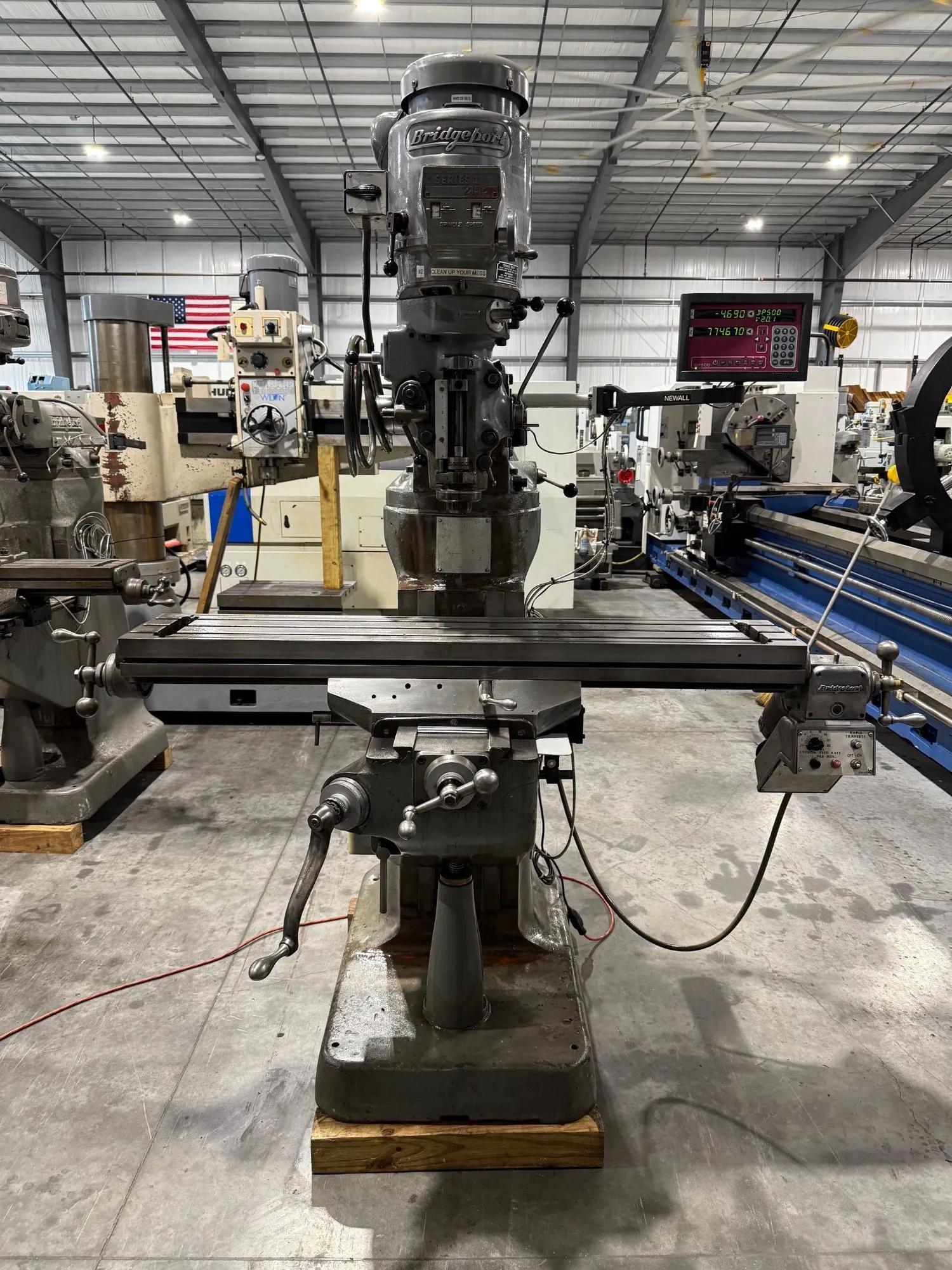 USED 1981 BRIDGEPORT SERIES 1