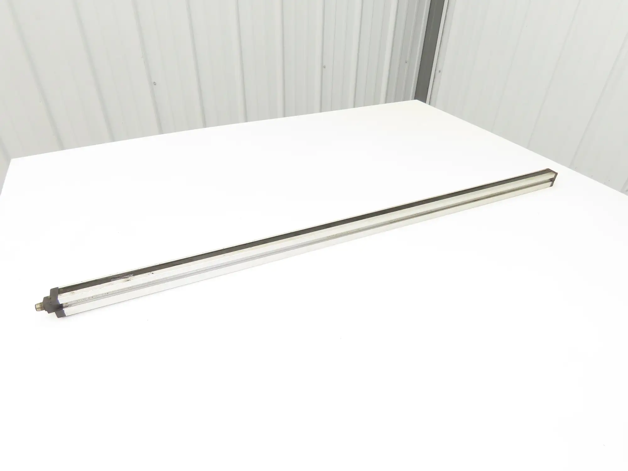 Sick Light Curtain Receiver 900mm Protected Height 16 Beams 15-30V -NEEDS REPAIR