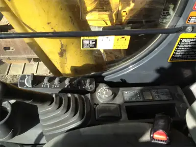 Used 2004 DEERE 800C Crawler Excavators California US | Mittry Construction #1363444