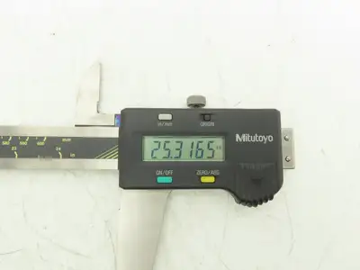 Mitutoyo 500-506-10 Absolute Digimatic Digital Caliper 0-24" 600mm .0005" w/Case