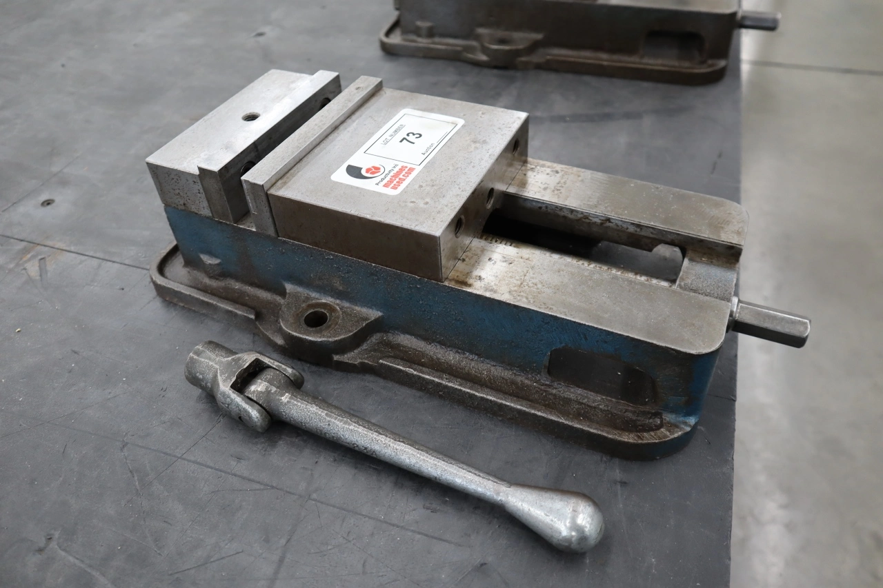 Used KURT WORKHOLDING SOLUTIONS D-675 Vises Minnesota US | Machinesused.com #1505731