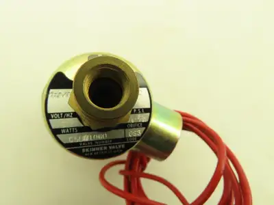 Honeywell Skinner C5DM1060 Solenoid Valve 3-Way (NO) 120V 60 PSI 1/8" NPT