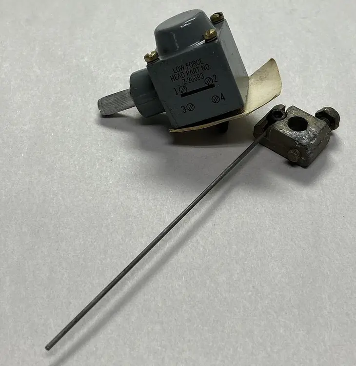 New | in-Stock ALLEN-BRADLEY Z-26693 Switch Parts Ohio US | Surplus Asset Holdings #1247892