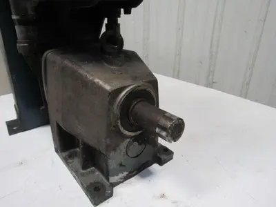 Nord SK32-MK213T 7.5Hp In Line Speed Reducer 3.75:1 Ratio 208-230/460V 3Ph