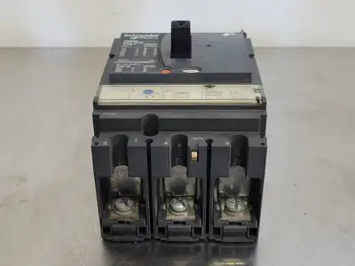 Used SCHNEIDER ELECTRIC NSX100-160-250 Switchgears British Columbia CA | Lenmark #241736