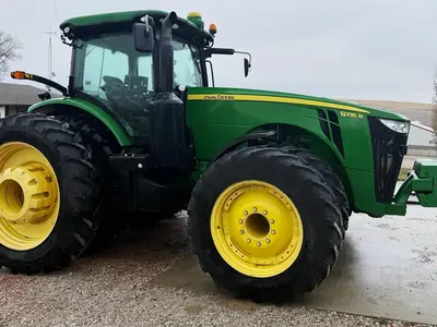 USED 2012 JOHN DEERE 8335R