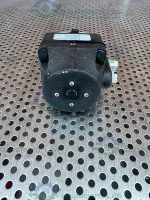 USED ITT PURE FLO .5-316L-RA20MAX-CWP150 DIAPHRAGM VALVE W/ 1/2" SANITARY FITTING