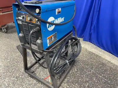 USED MILLER XMT 456 CC/CV