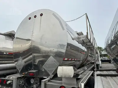 Used 1993 KROHNERT _UNKNOWN_ Tanker Trailers Indiana US | Lakeshore Equipment Sales #1546589