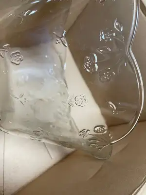 Used Anchor Used Anchor Savannah 7 Quart Glass Punch Bowl Set for 8 Party/Banquet Supplies Illinois US | Falcon Restaurant Supply #1376122