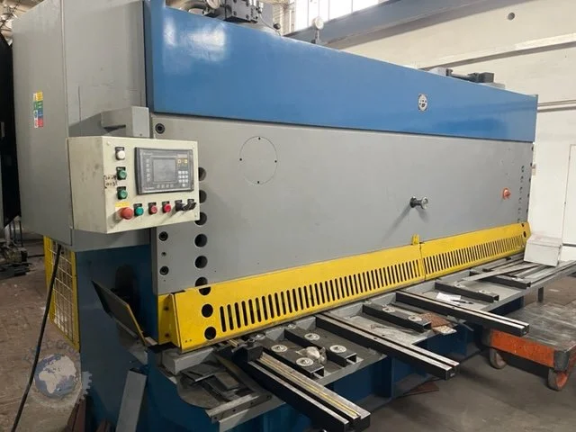 Used PIESOK CNTA 3150/16 A NC Power Squaring Shears (Inch) SK | F.M.T. Group s.r.o. #1253217
