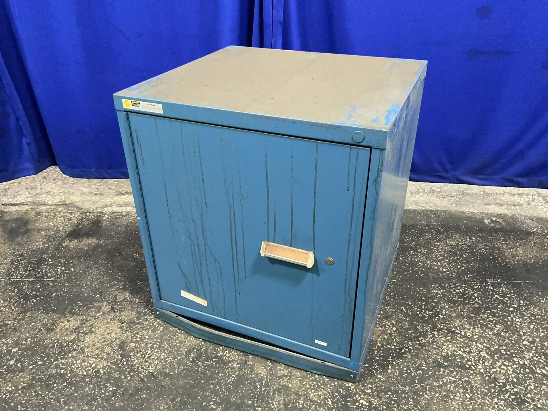 Used STANLEY VIDMAR _UNKNOWN_ Cabinets Ohio US | HGR 24 #1407563