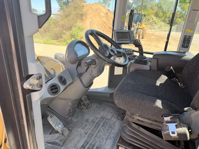 Used 2016 CAT 938M HIGH LIFT WHEEL LOADER / Wheel Loaders Michigan US | Miedema Asset Management Group #1369547