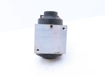 UFM F02GM-3-250V.9-M3WR-PC5-.2D Universal Flow Meter Type 4 Monitor 3/8" NPT