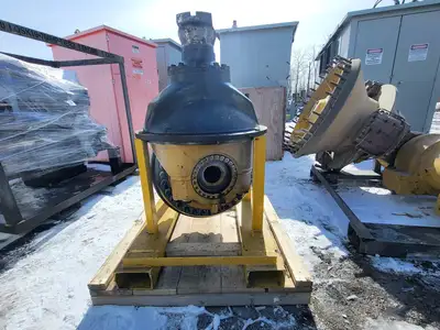 USED KOMATSU R561-22-71007
