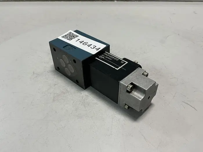 Used BOSCH 0 810 090 215 Valves/Fittings Michigan US | Ideal Machinery #698296