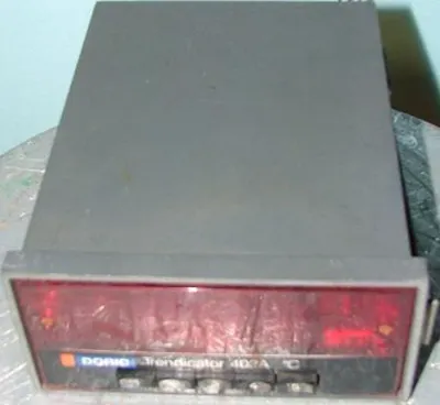QTY. 1. DORIC TRENDICATOR 402A DEG C, INPUT T/C TY...