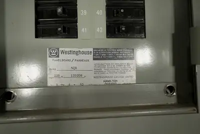 Used Westing House 225A (120V/208V) Electrical Panel Electrical Panels Alberta CA | Stan Canada #1344168