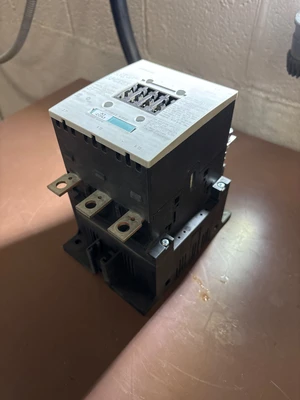 Used SIEMENS 3RT1054-6NP38-0PA5 PLC Contactors Illinois US | Aucto #1328668