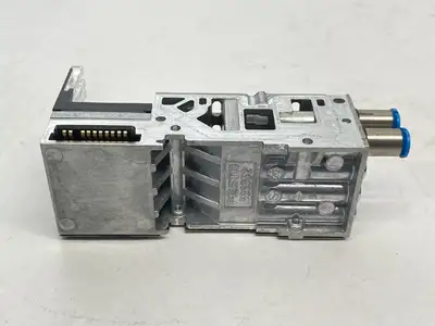 USED FESTO ELECTRONIC MODULE 533361 W/ VMPA1-FB-AP-4-1 SUB-BASE 533352