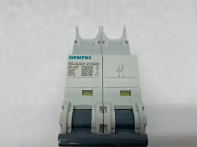 USED SIEMENS MINIATURE CIRCUIT BREAKER 2-POLE