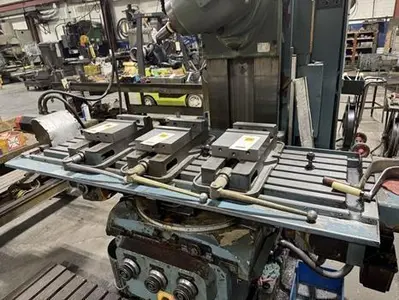 70" X 18" HECKERT MODEL #FU-400E UNIVERSAL MILL, VERTICAL HEAD & CNC FANUC CONTROL: YOBRO #25329