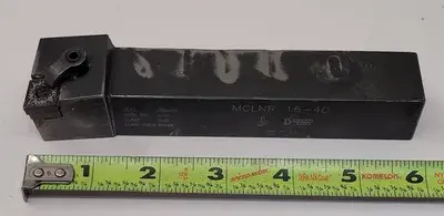 USED KENNAMETAL TOOLING SET