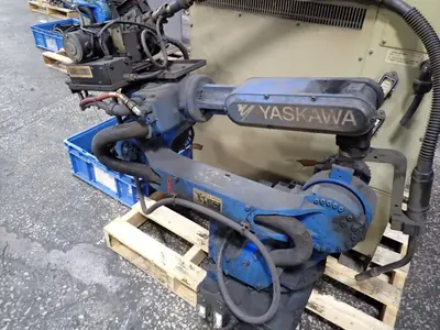 USED 2013 YASKAWA MOTOMAN MOTOMANMH6