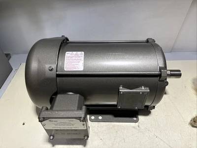 NEW Baldor EM7072T