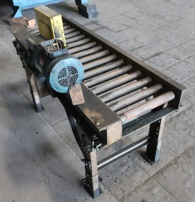 SPC8842  Conveyor 14.5" wide x 60" long size Matthews powered roller conveyor CS