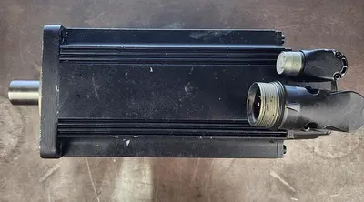 USED REXROTH MSK071D-0300-NN-M1-UG0-NNNN