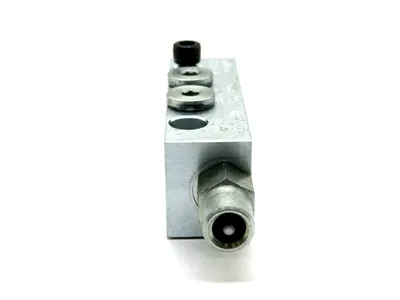 NEW GRACO MSP–35T DIVIDER VALVE MSP35T