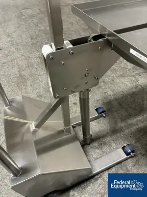 USED LOCK EHS Lift, Model CST110