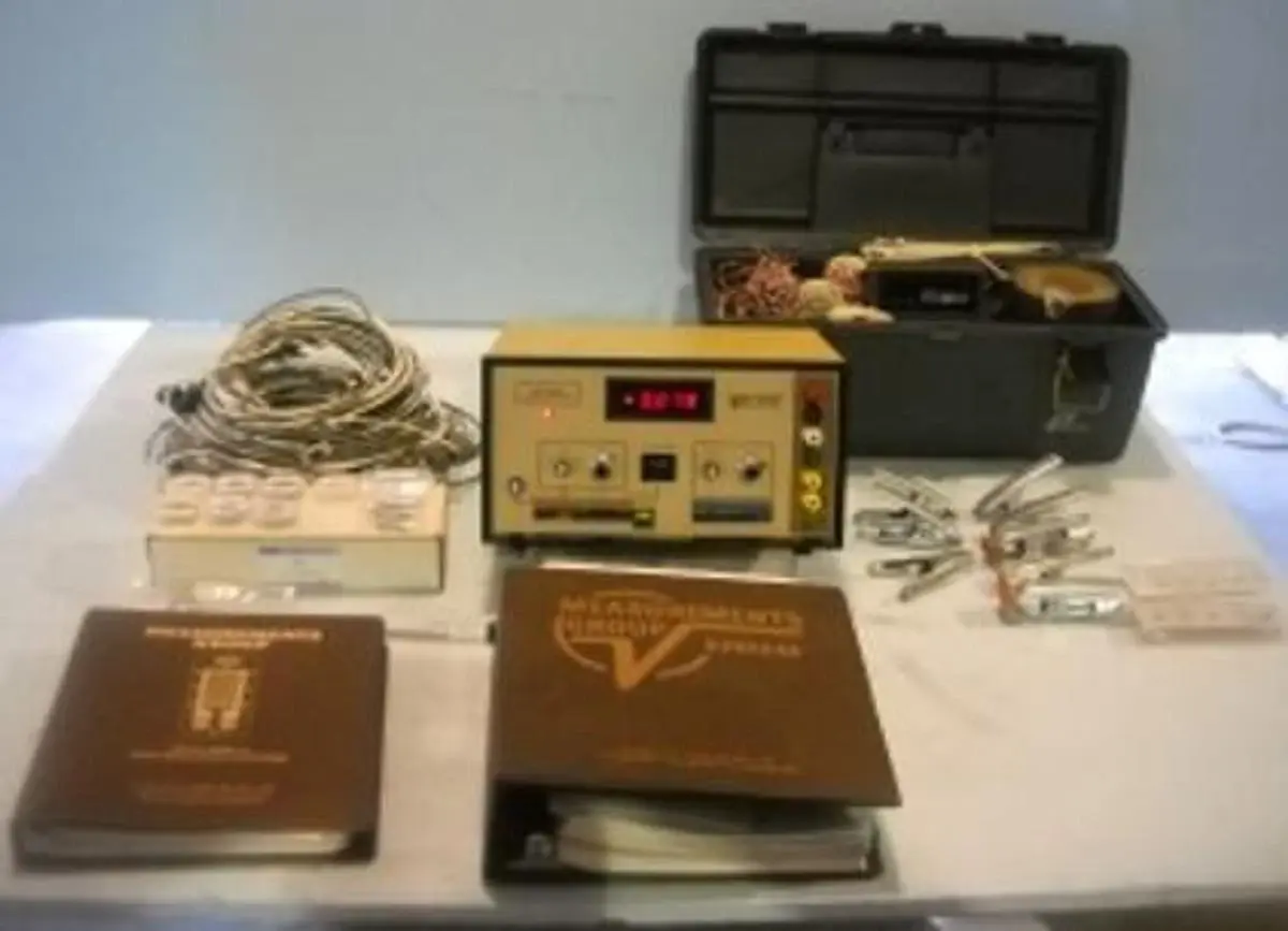 QTY. 1. VISHAY MEASUREMENTS GROUP INSTRUMENTS DIVI...