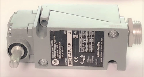 Allen-Bradley 802T-APJ3F Oiltight Limit Switch, Plug-In, Side Lever, With Head [New]