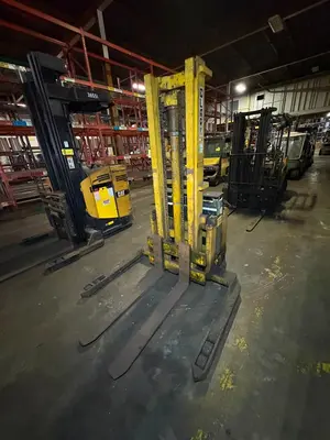 Used _UNKNOWN_ _UNKNOWN_ Pallet Stackers Ohio US | Myron Bowling Auctioneers Inc #1504494