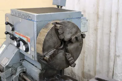 19"/28" X 60" LEBLOND GAP BED ENGINE LATHE