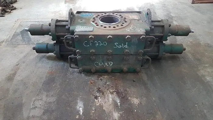 Used SHAFFER 7 1/16" 3M DOUBLE RAM BOP Accumulators Saskatchewan CA | Chad Equipment #466962