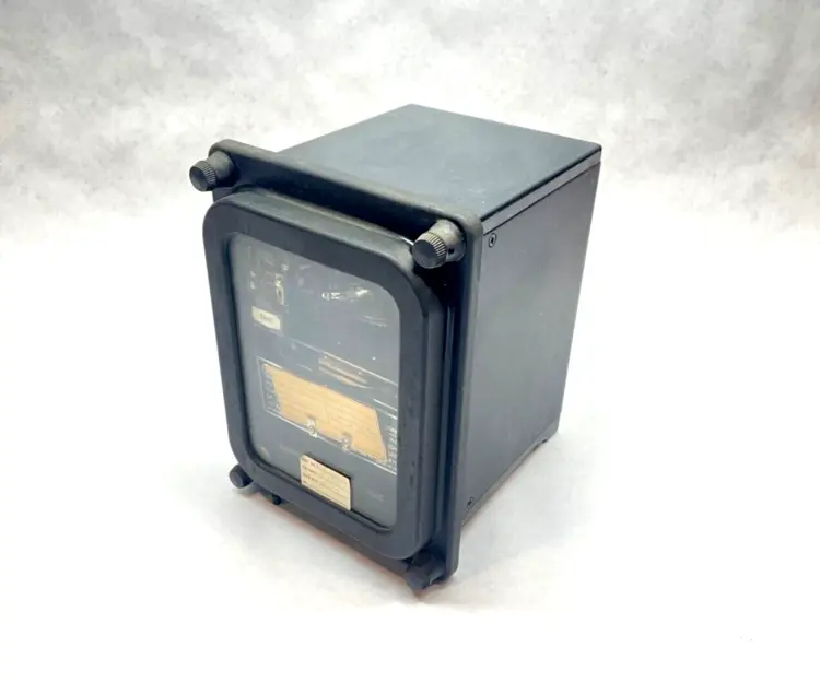 Used GE VOLTAGE RELAY Relays & Switches | Maverick Industrial Sales #1107147