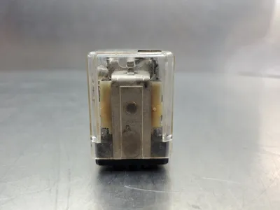 PEELLE 076245 (KUP-14A35F) 10A 120V Relay. 4D-26