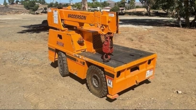 USED 2010 Broderson IC-20-1H