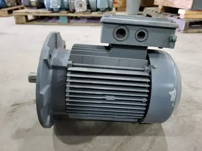 USED SEW-EURODRIVE IEC DFT100LS4