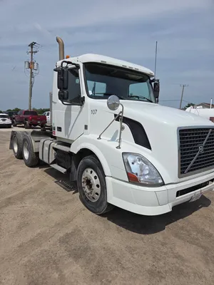 Used 2012 VOLVO VNL 64 T-300 6X4 Conventional trucks Michigan US | Miedema Asset Management Group #1340426