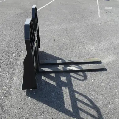 New | in-Stock 2026 ZIMMERMAN 48 Pallet Forks Pennsylvania US | Zimmerman Farm Service #1410408