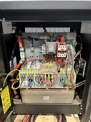 Used _UNKNOWN_ _UNKNOWN_ Rectifier - Battery Chargers West Virginia US | Cooper Industries #1409473