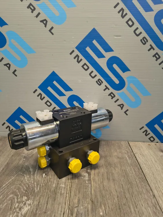 Used PARKER D3FBA32MC0NKW018 Solenoid Valves South Carolina US | ESS Industrial Equipment Sales #1291733
