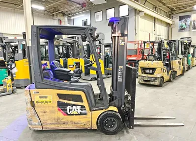 2017 CATERPILLAR 2ET4000 Forklift Trucks | CNCsurplus (2)