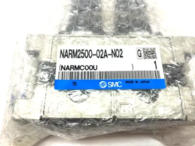 NEW SMC MODULAR DUAL-REGULATOR MANIFOLD 1/4" NPT